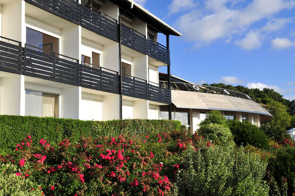Azureva Anglet 57/59