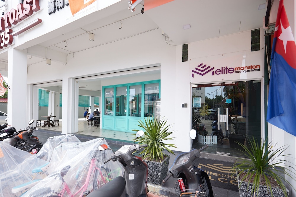 Elite Hotel Muar