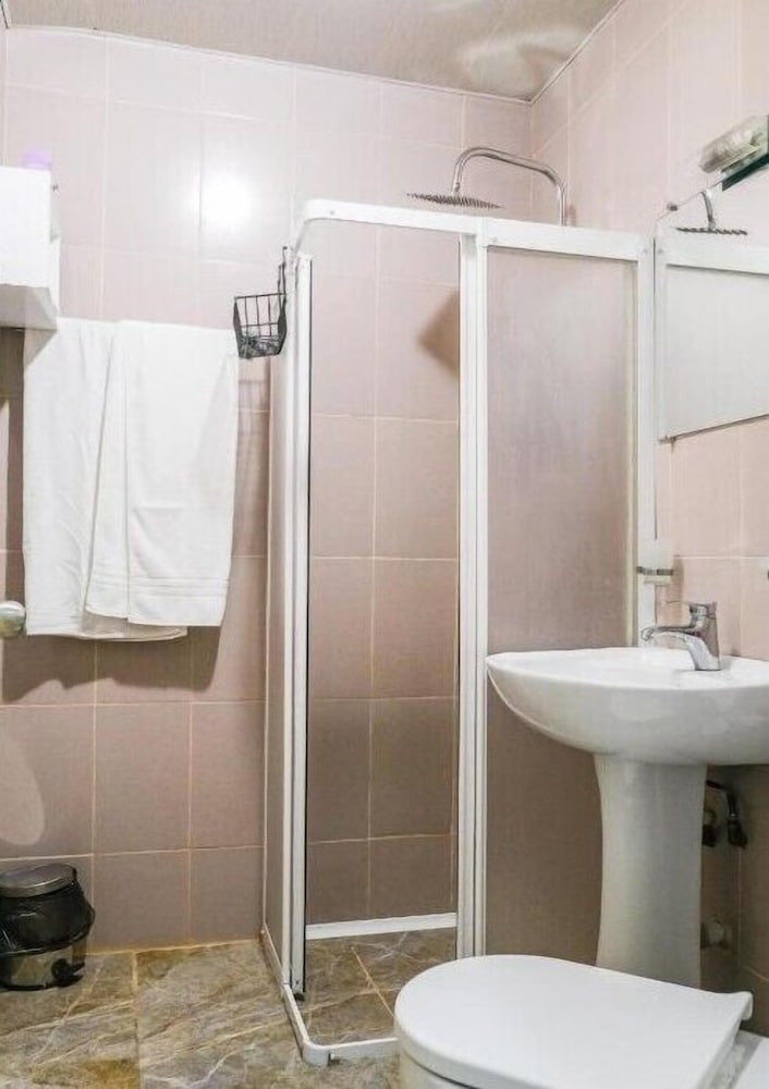 ADJARA BUTIK HOTEL 46/50