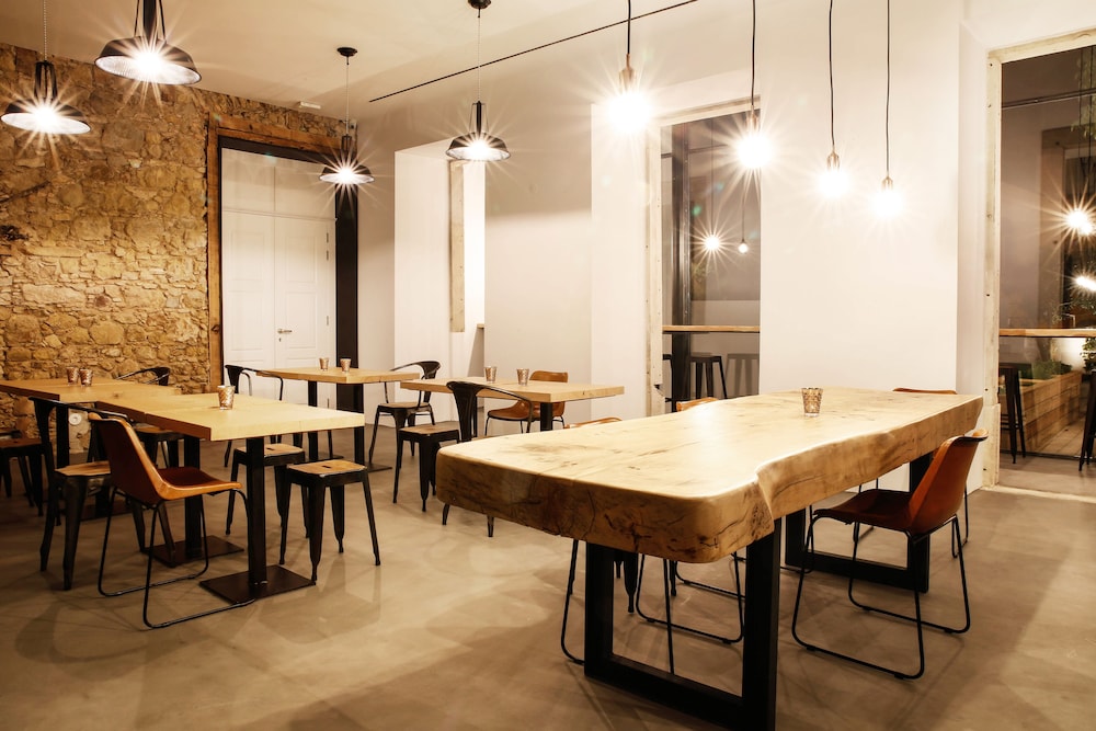 SAPIENTIA BOUTIQUE HOTEL 54/73