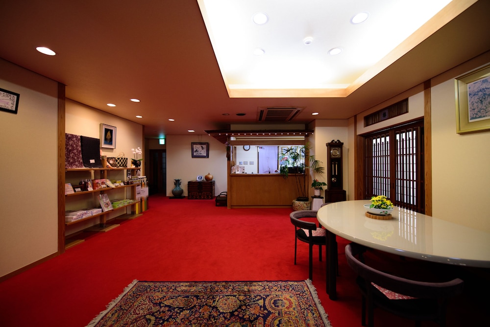 Yufuin Onsen Wafu Ryokan Tsuenosho 21/29