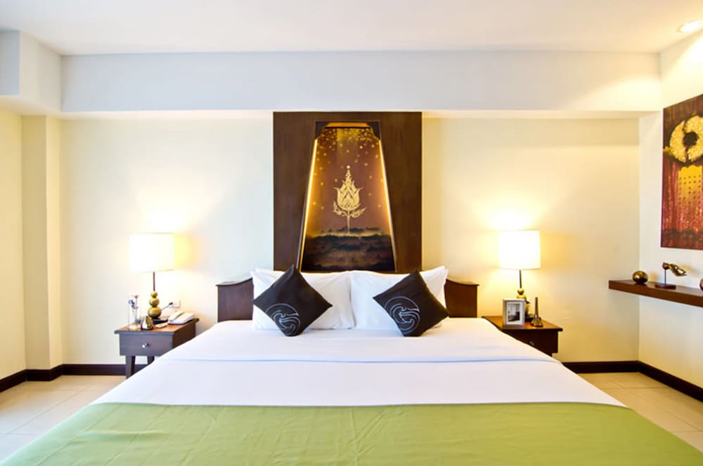 Golden Sea Pattaya 27/73
