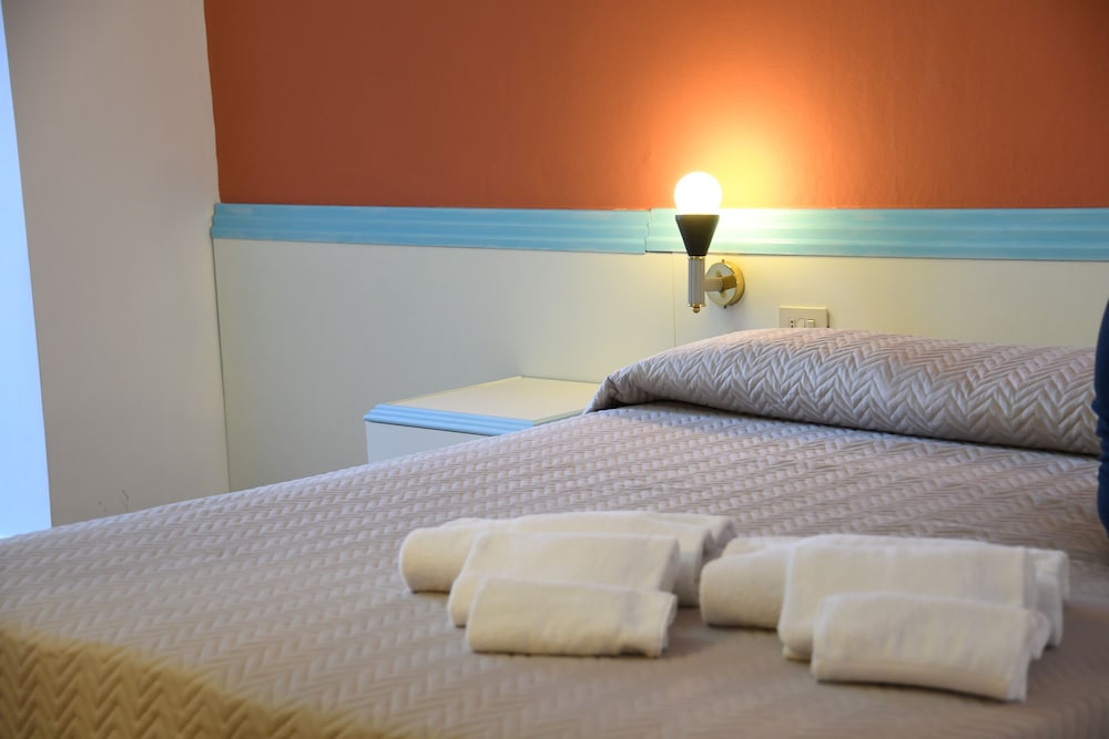 Orri Hotel 36/55