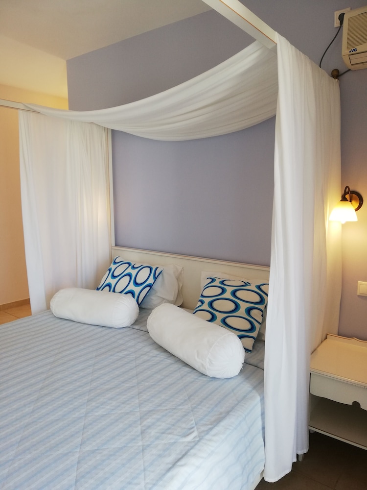 Astra Village Suites & Spa, Kefalonia 13/50