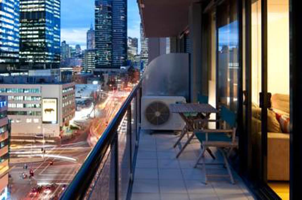 Nook Melbourne 173 City Road 5/71
