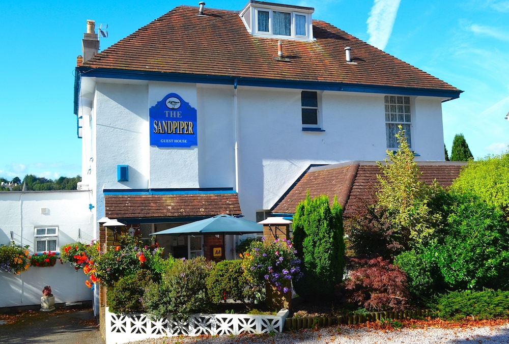 The Sandpiper Guest House 1/50