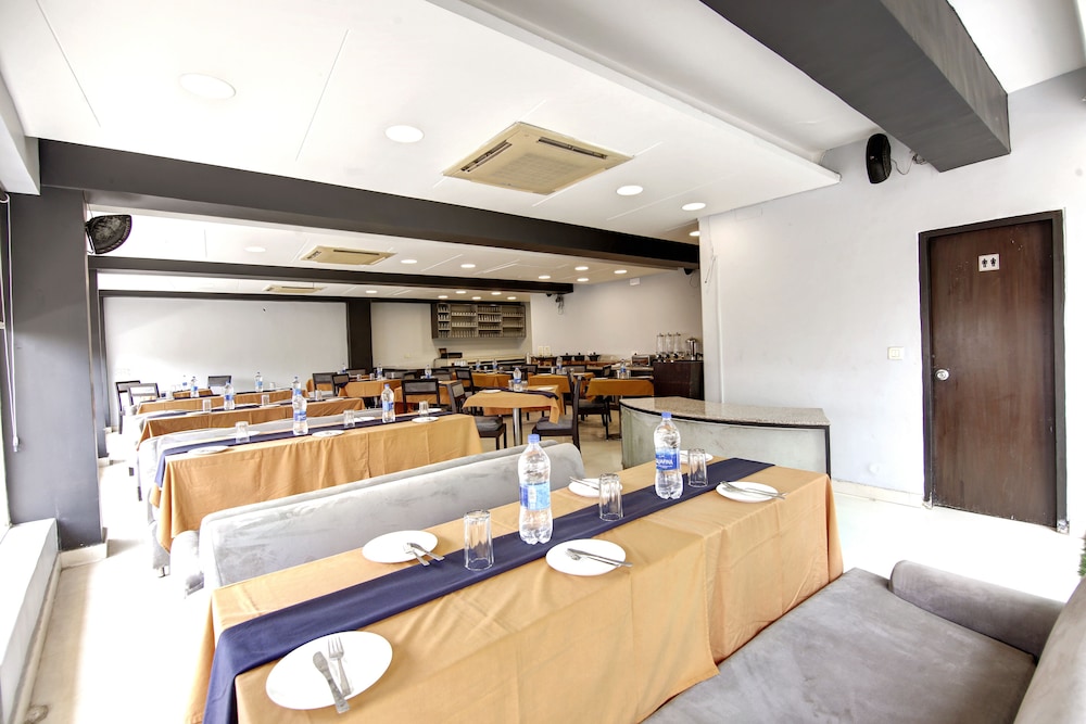 Bb Palace Hotel 13/64