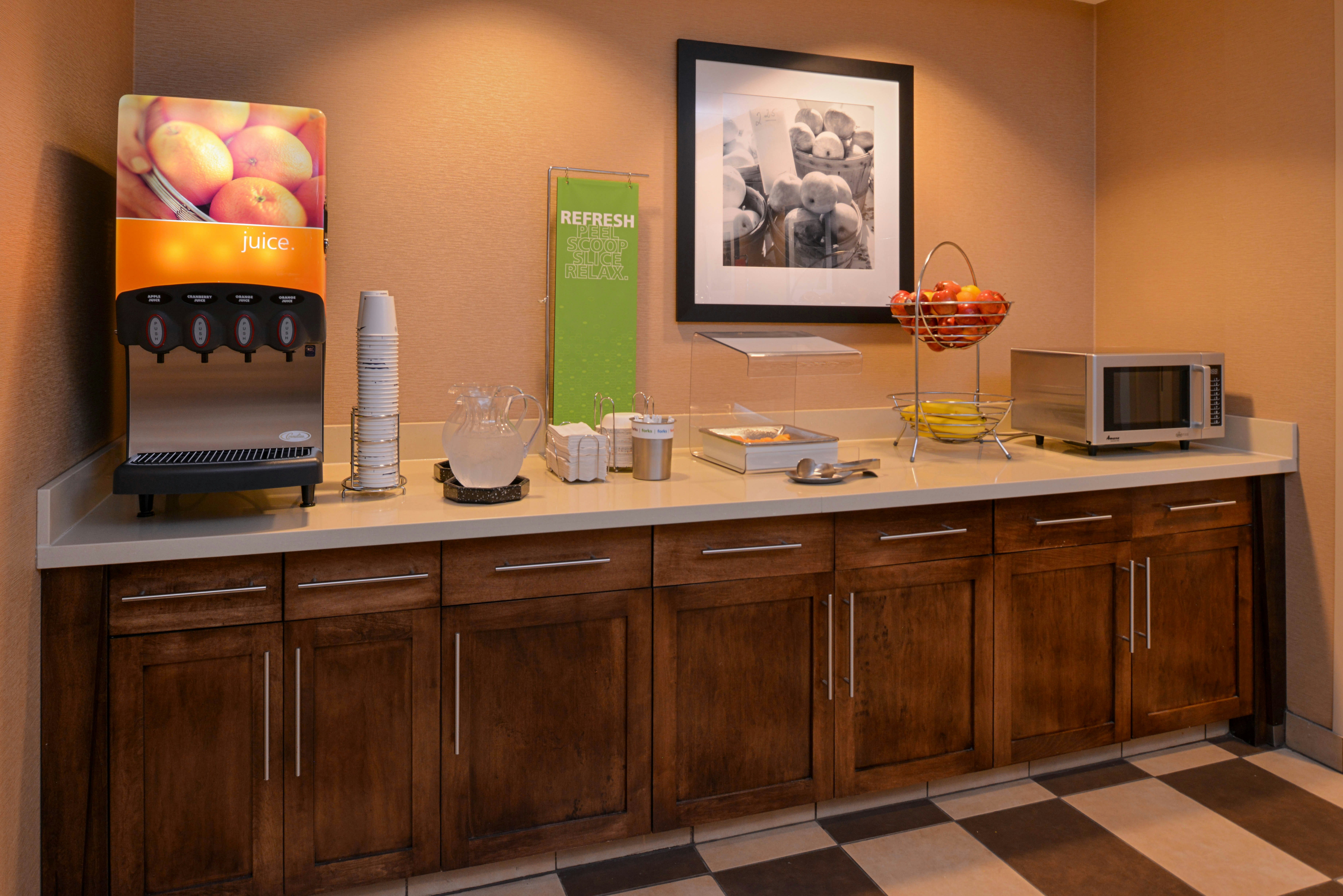 HAMPTON INN OMAHA MIDTOWN-AKSARBEN AREA 11/50