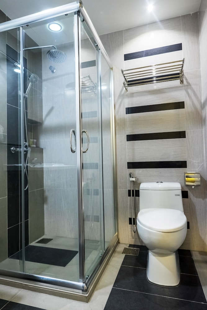 Indra Hotel 5/58