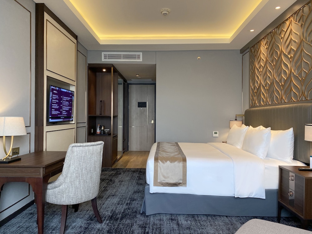 Sutasoma Hotel 30/52