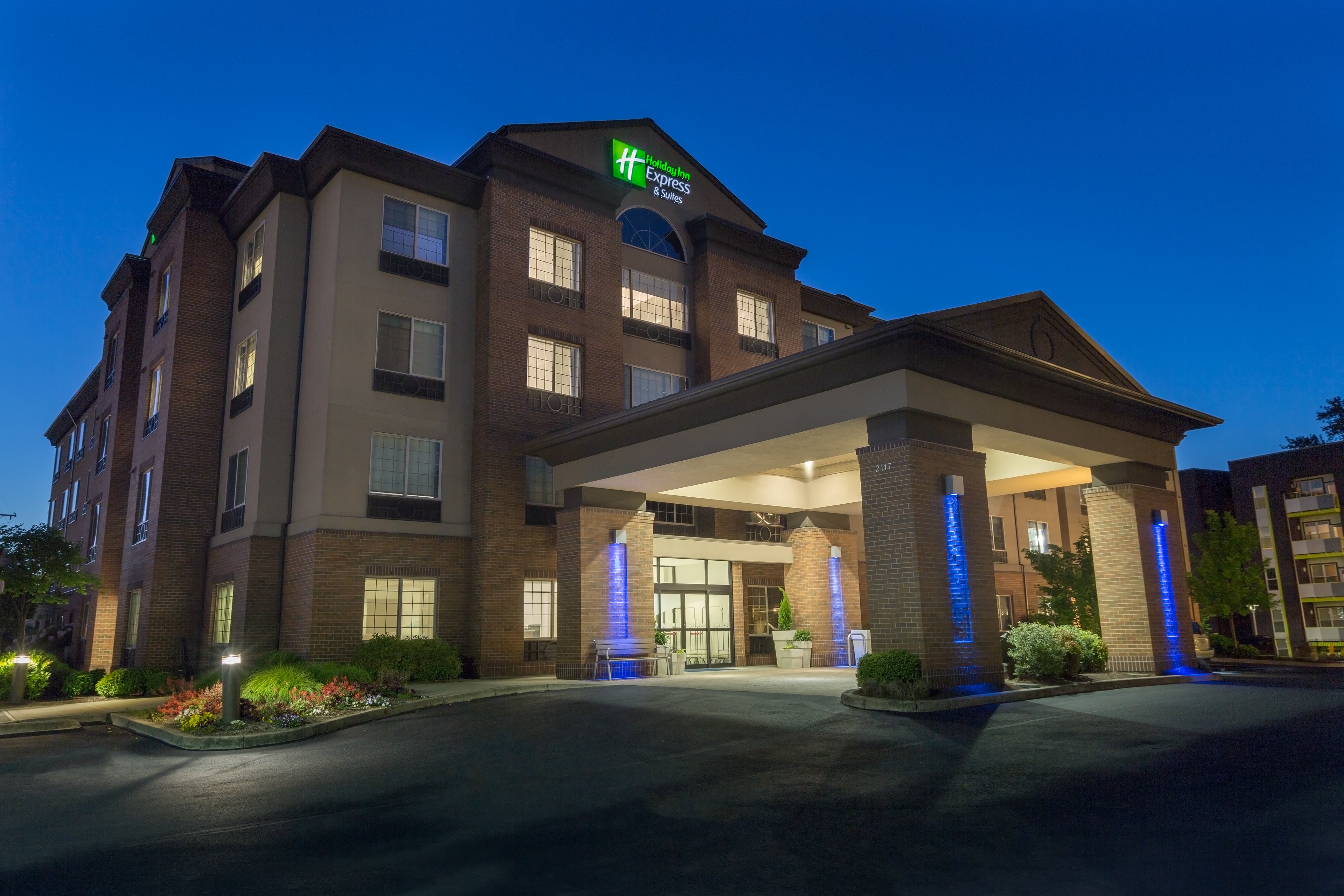 Holiday Inn Express Hotel And Suites Eugene Downtown University 5/70
