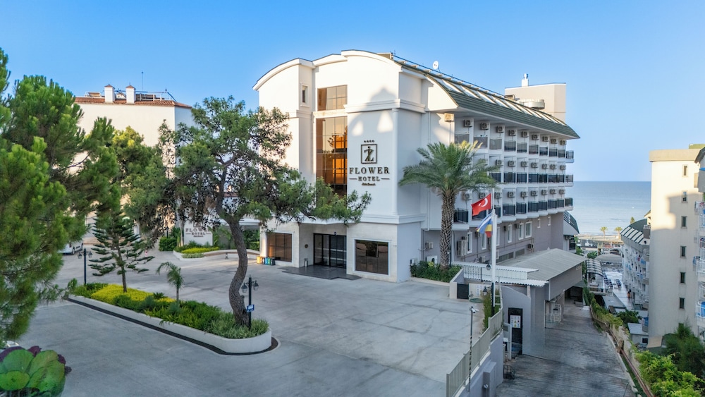 Hotel Iz Flower Side Beach 46/50