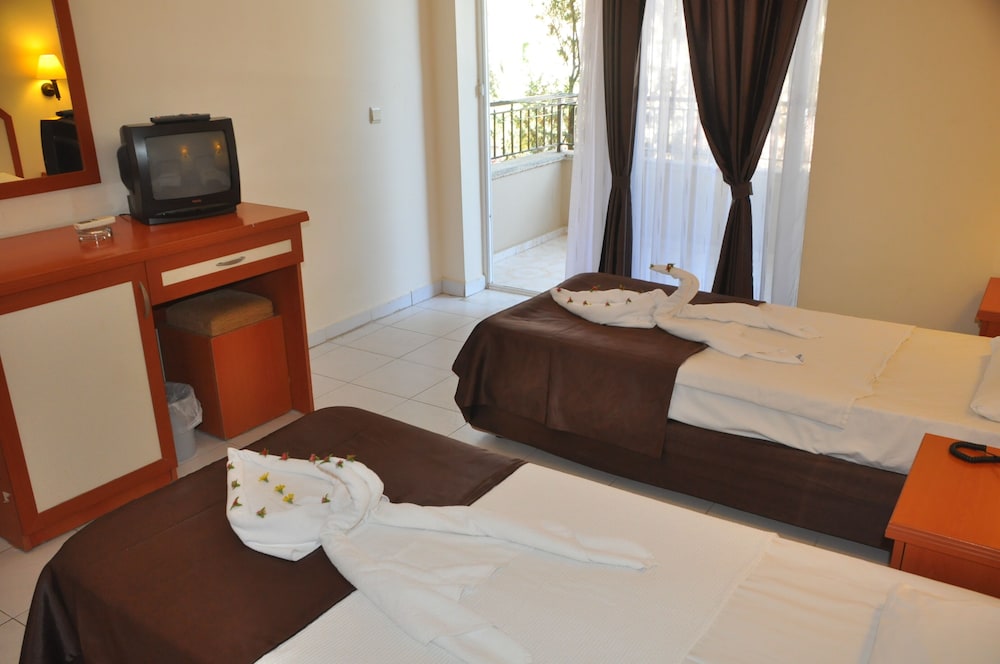 Pigale Beach Resort 21/66