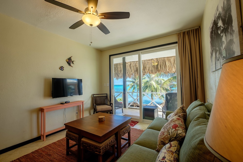The Palapa House 63/85