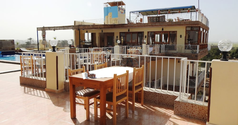 Thebes Hotel Luxor 7/50