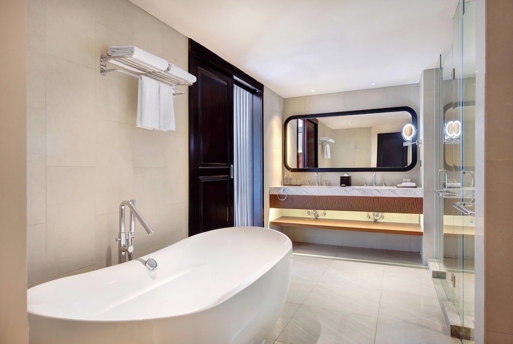 Grand Mercure Bali Seminyak 49/50