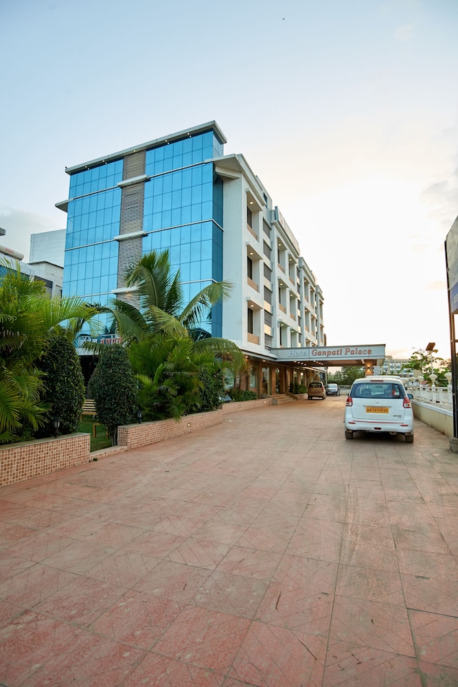 Hotel Ganpati Palace 2/42