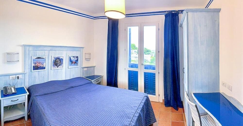 Cala La Luna Resort 4/26