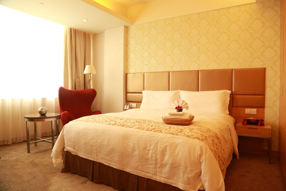 Seaview Gleetour Hotel 14/28