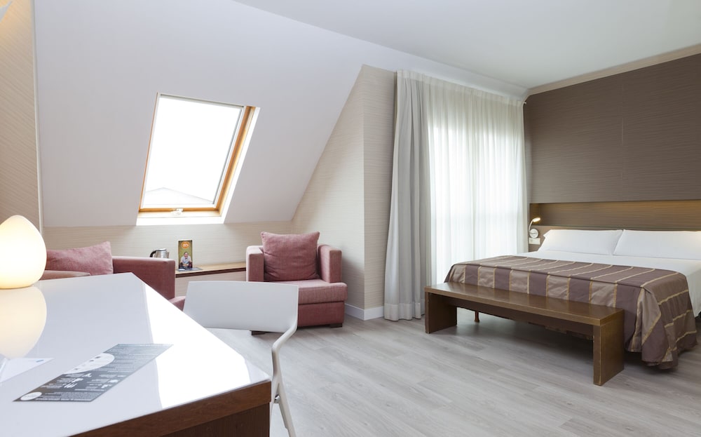 Hotel Vertice Sevilla 6/67