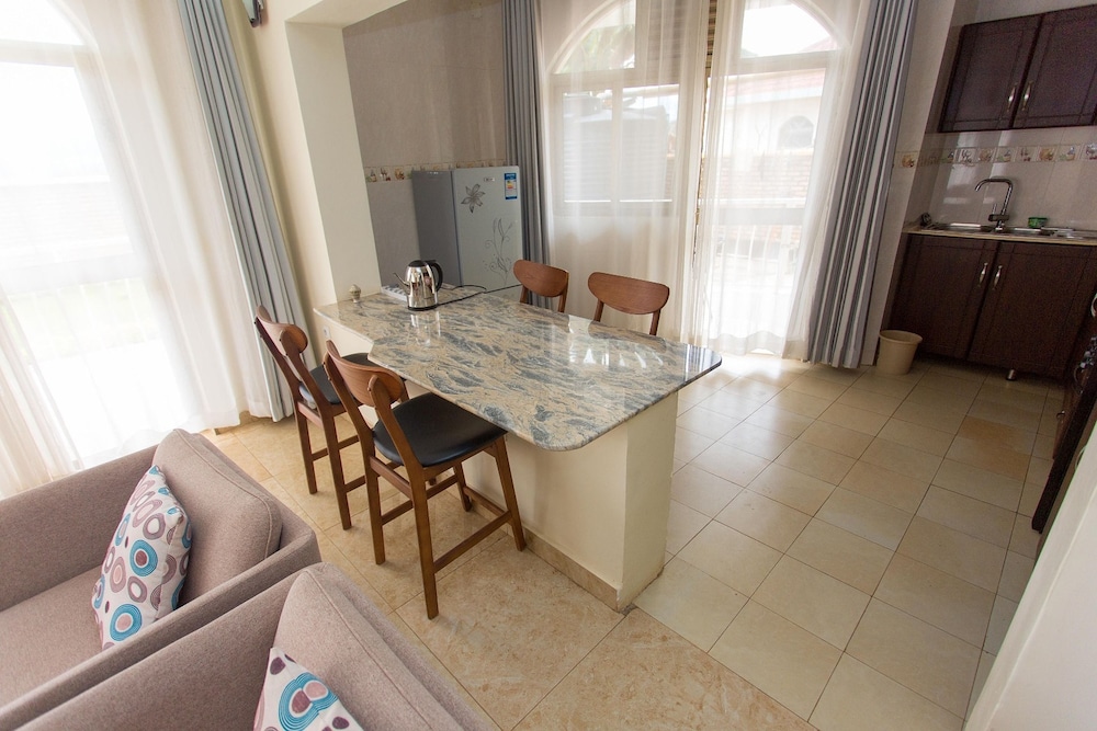 Pcg Gishushu Apartment 15/23