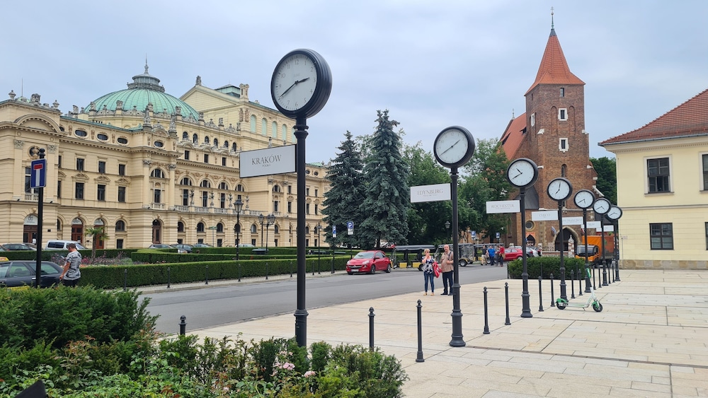 Cracow Central Aparthotel 34/50