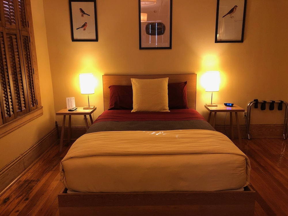Hotel Frederick 11/50