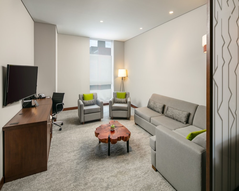 Hyatt Place Bogota Convention Center 31/50