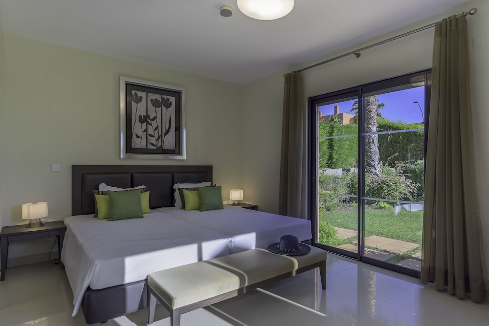 Amendoeira Golf Resort 24/76