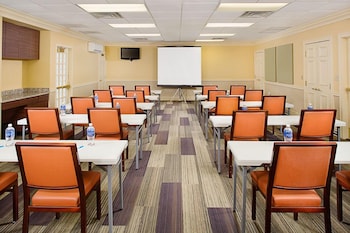 HYATT house Mt. Laurel 40/44