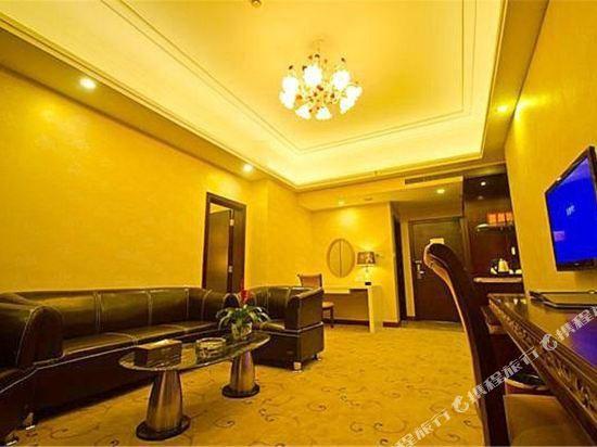 Zhaoqing Longzhu Hotel 26/27
