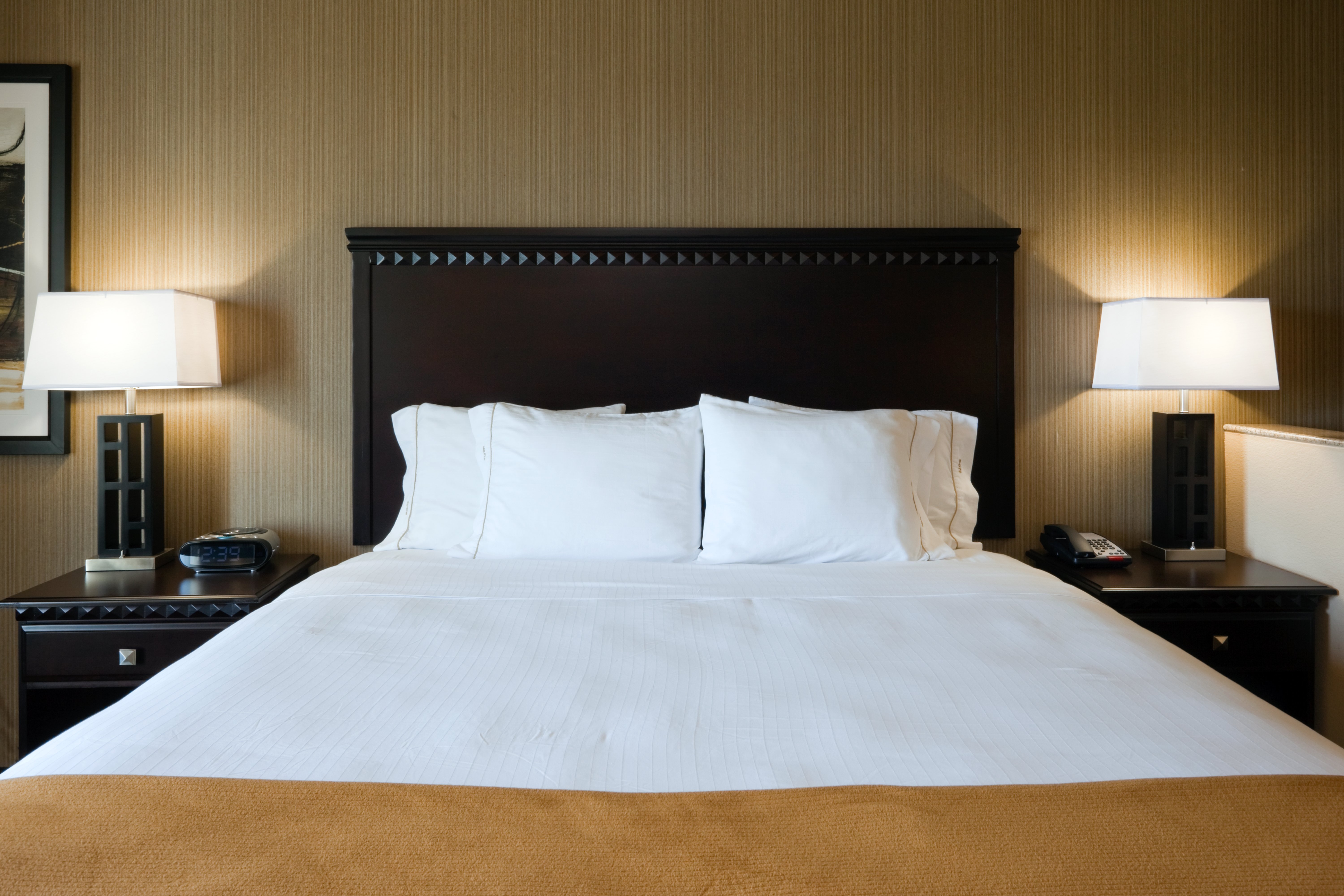 Holiday Inn Express Hotel Suites Ennis 29/70