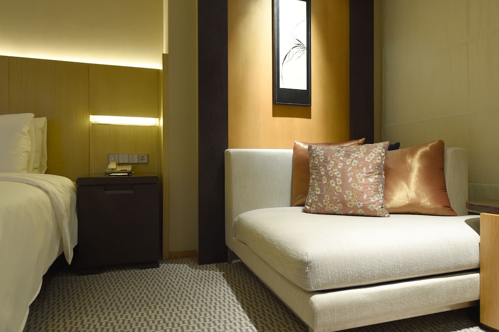 Jinling Hotel 23/52