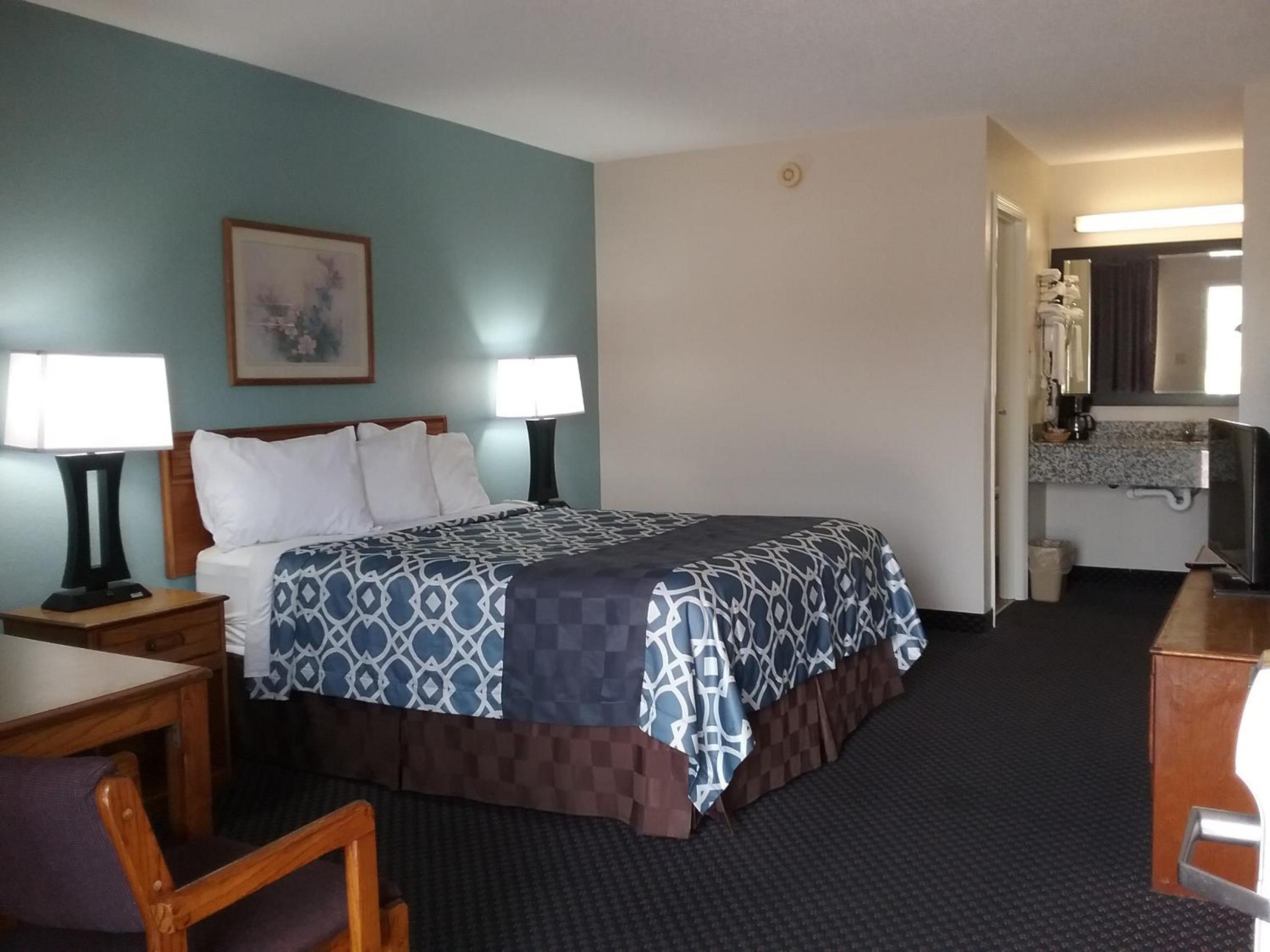 Americas Best Value Inn Blue Ridge 9/23