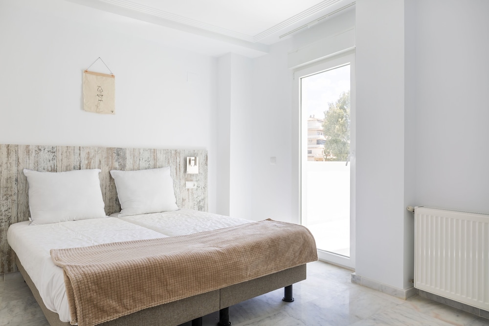 2 Bedrooms, Apartment, 8 Beds, Sea View, 3 Sofa, Terrace