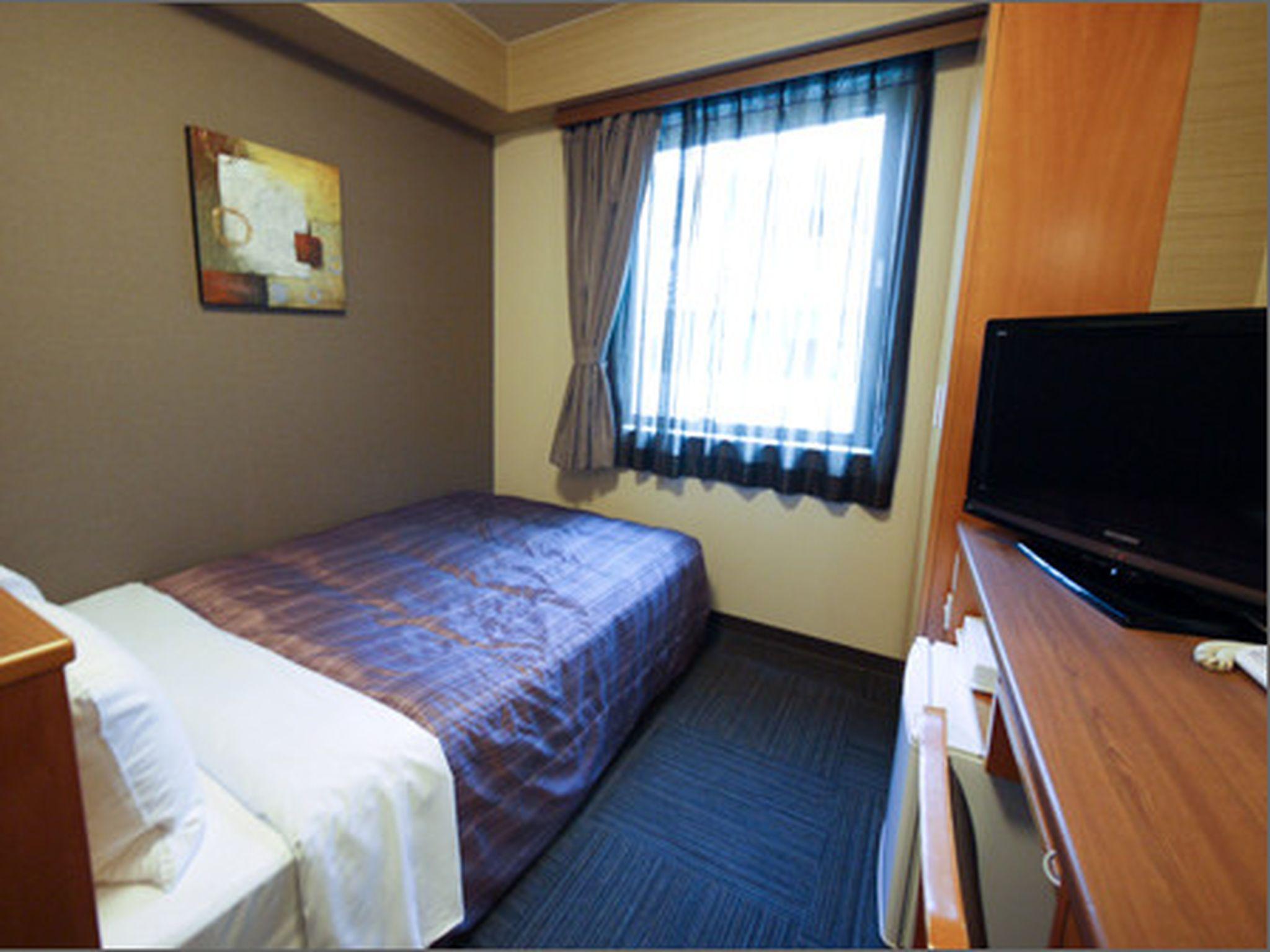 Semi Room, Semi Double Bed, Smoking