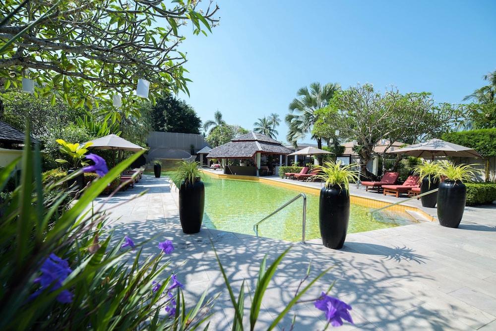 The Sunset Beach Resort Spa Taling Ngam 45/50