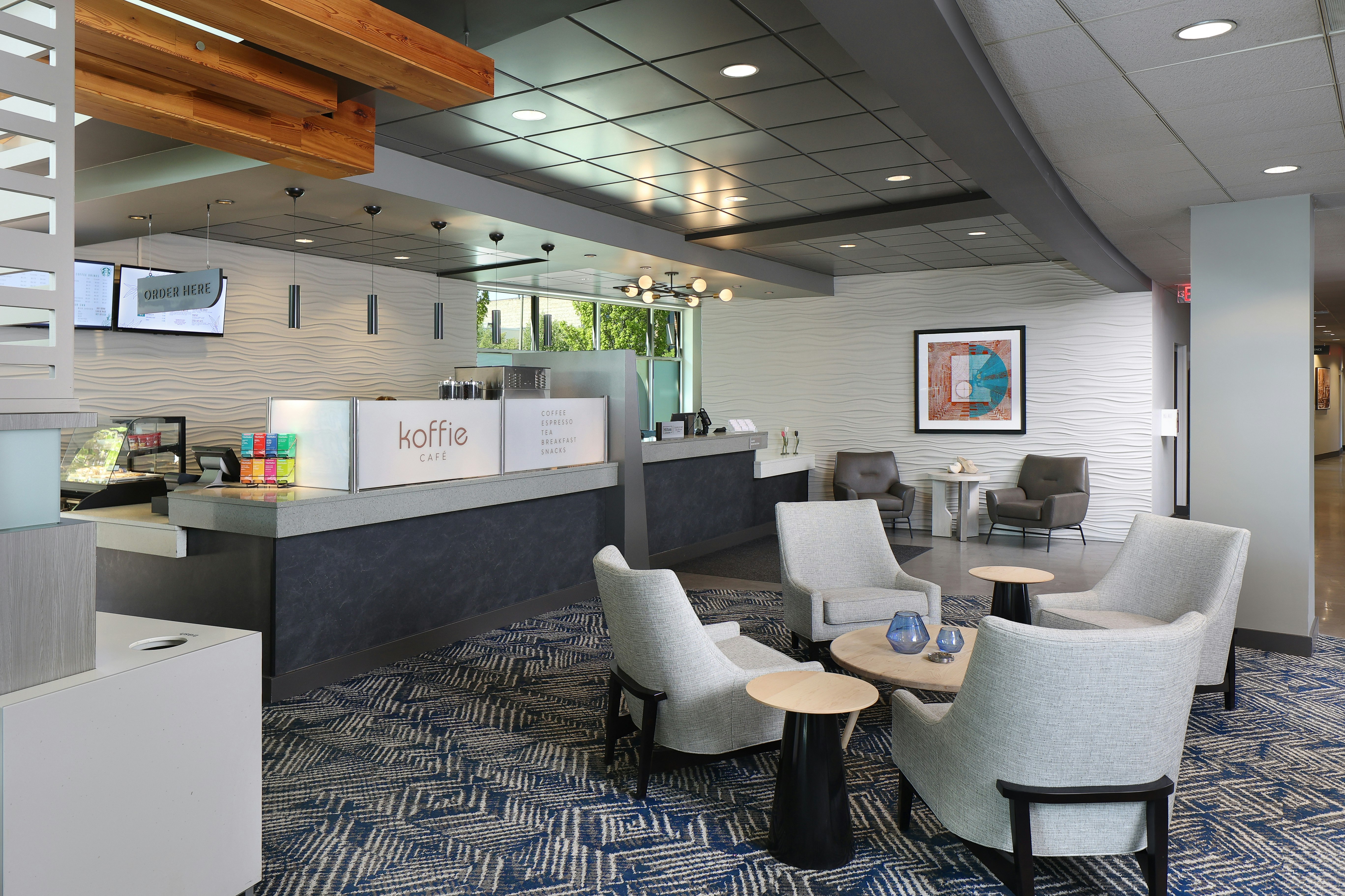 Tulyp, Tapestry Collection by Hilton 47/48