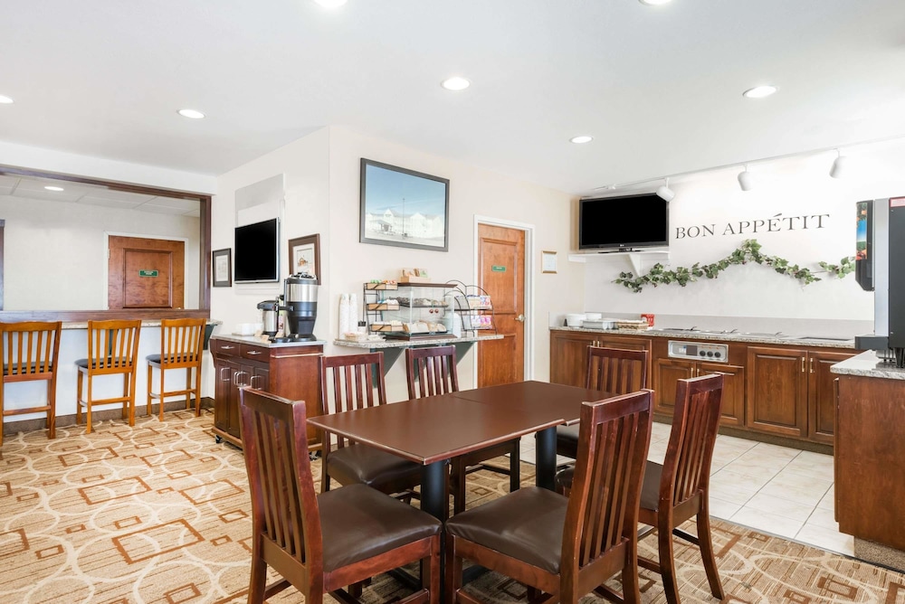 Hawthorn Suites By Wyndham Akron/Seville 19/27