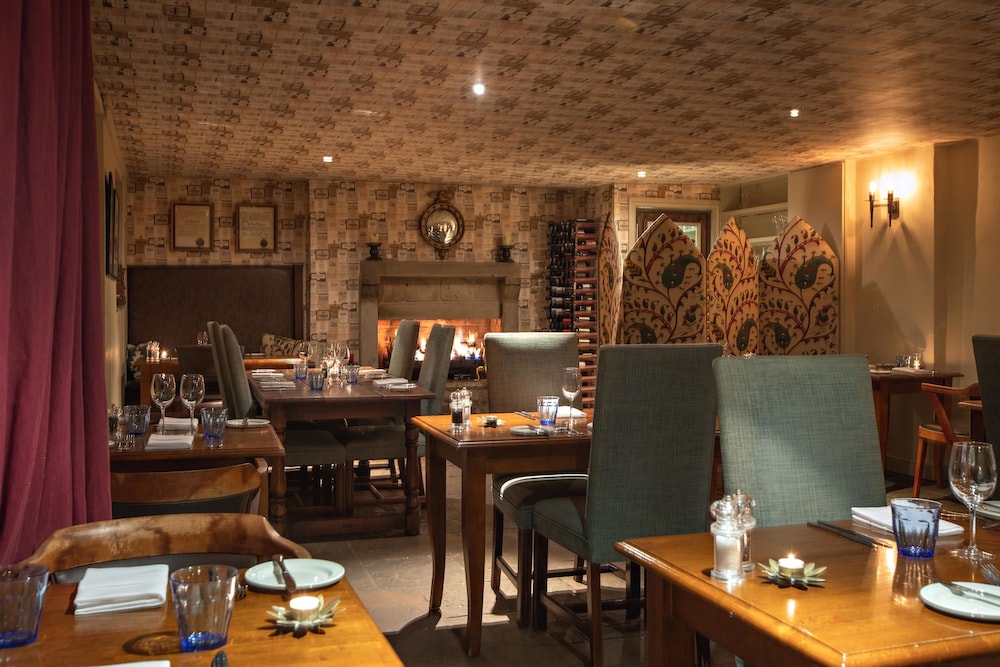 The White Swan Inn 53/60