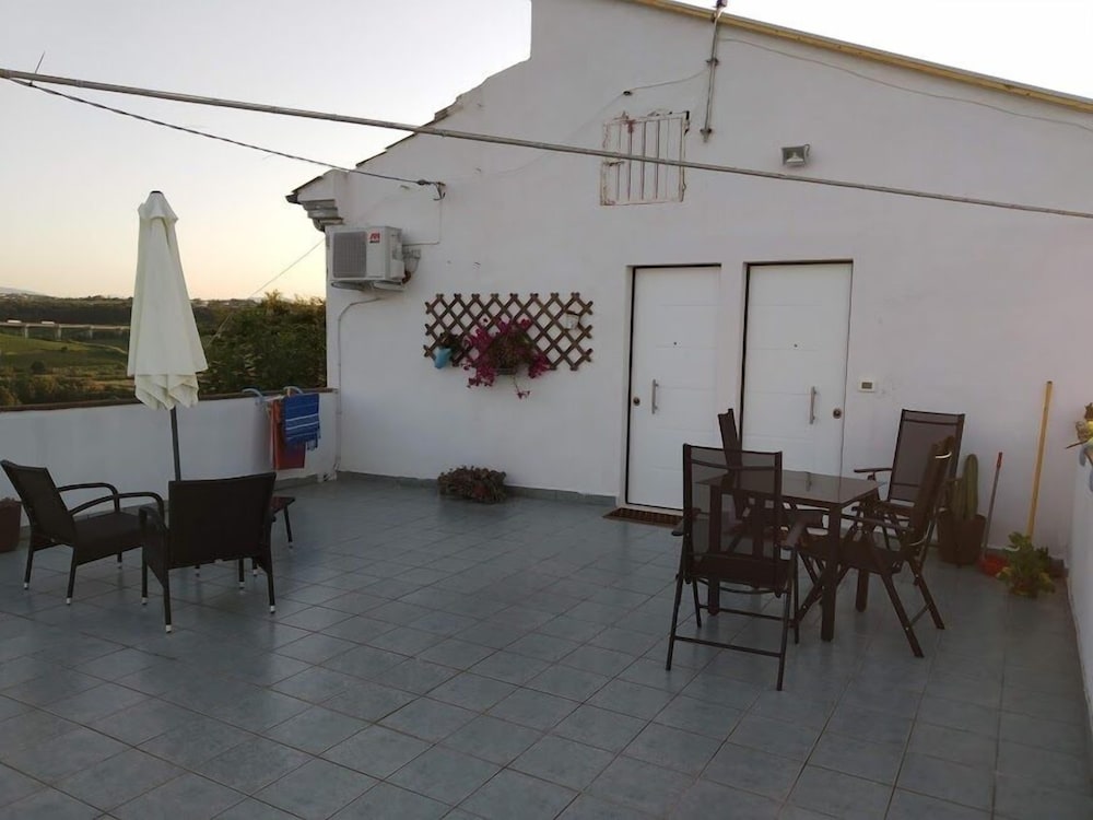 Il Giardino Fra Gli Ulivi 39/56