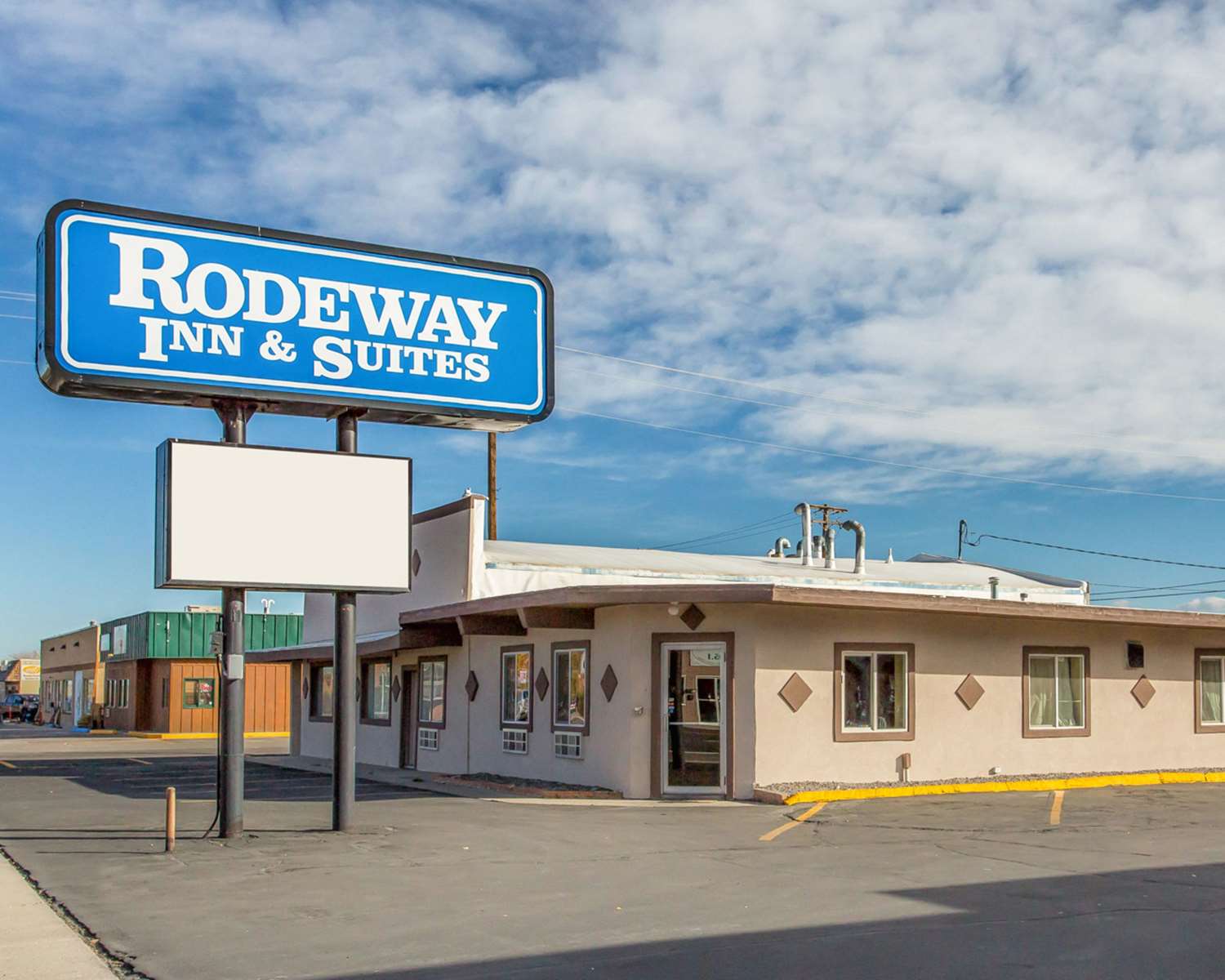 Rodeway Inn And Suites Riverton 1/23