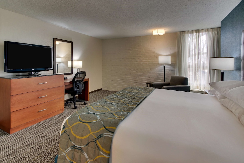 Pear Tree Inn St Louis Airport 16/45