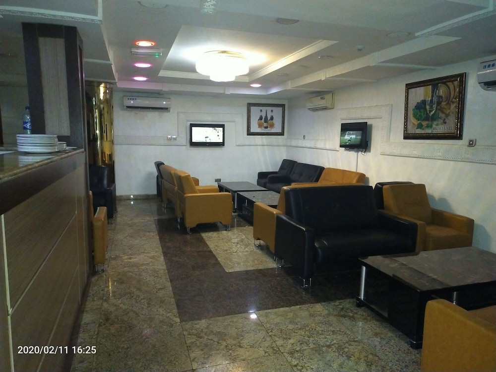 Immaculate Platinum Luxury Resorts 18/32