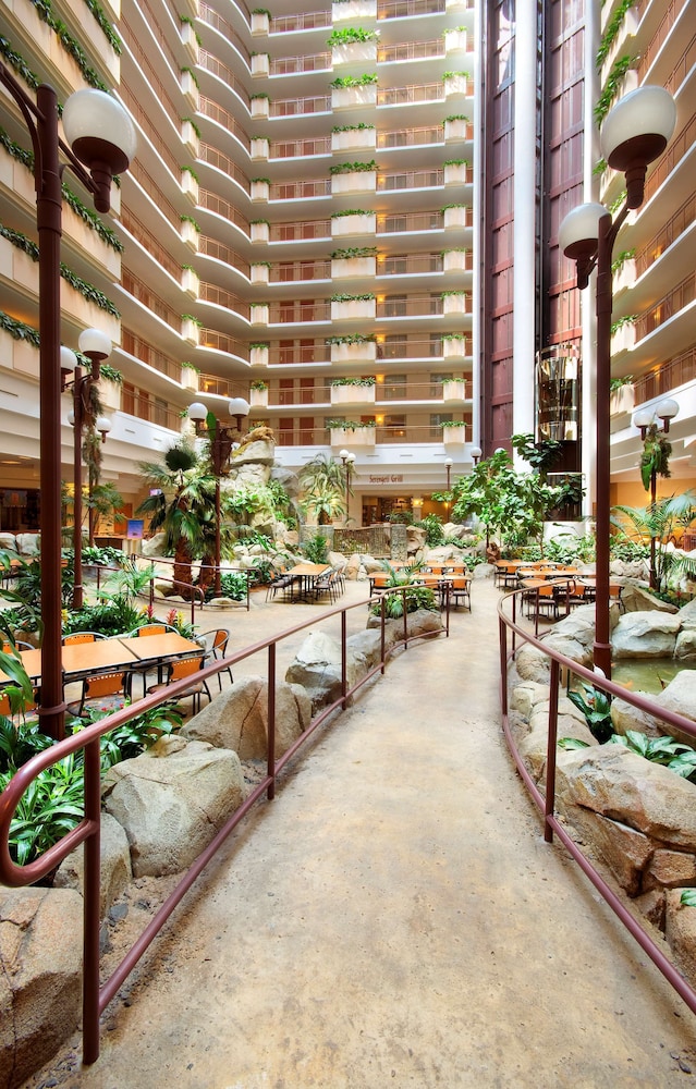 Embassy Suites By Hilton Anaheim South 37/51