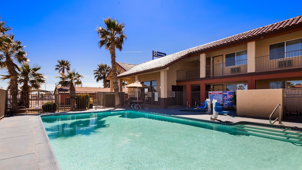 Best Western Desert Winds 5/43