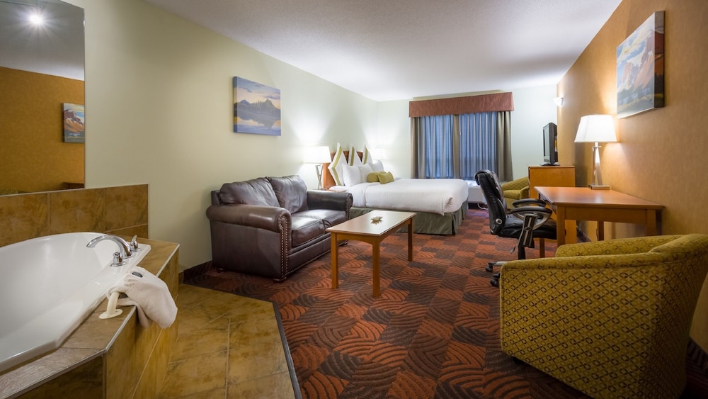Service Plus Inns and Suites Calgary 39/56