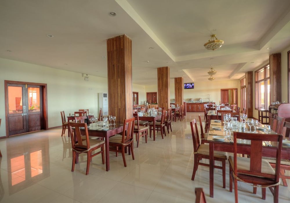 Raphael's Hotel 22/32