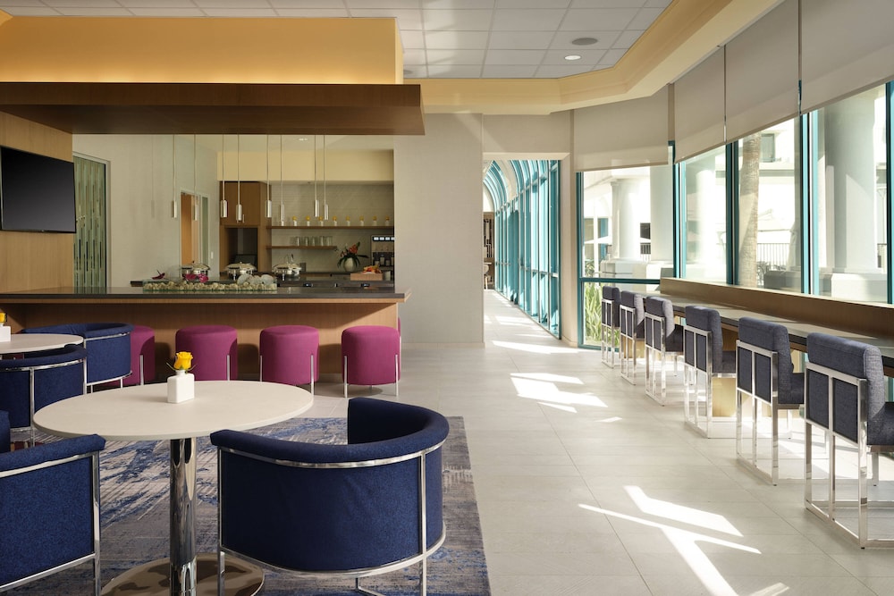 Costa Mesa Marriott 32/51