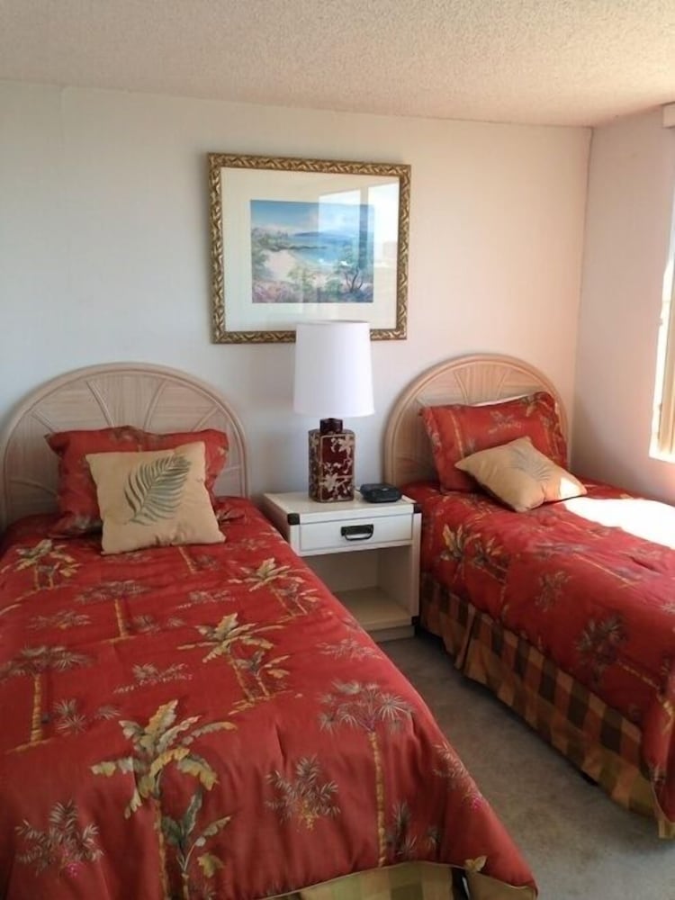 Waikiki Monarch Hotel 20/50